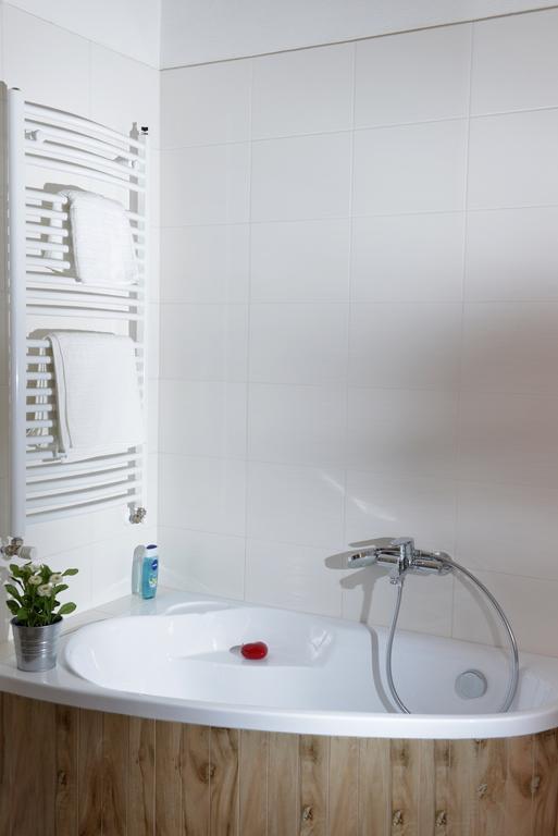 Paris Apartment Будапеща Стая снимка